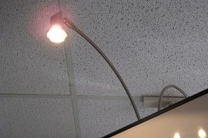 Lumina 1: 50w halogen light for portable displays Lumina 1: 50w halogen light for portable displays